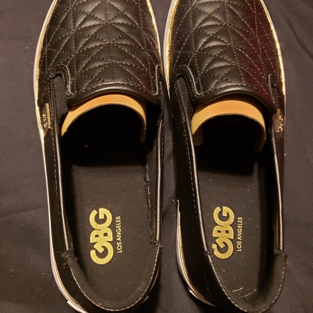 GBG Los Angeles womens shoes